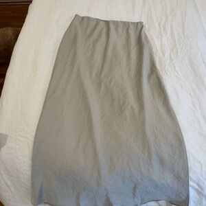 Madewell Light Gray A-Line Midi Skirt